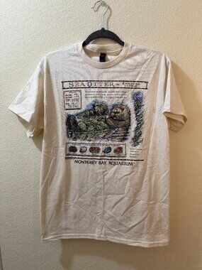 Monterey Bay Aquarium Sea Otter Graphic Tee Off-White Size M